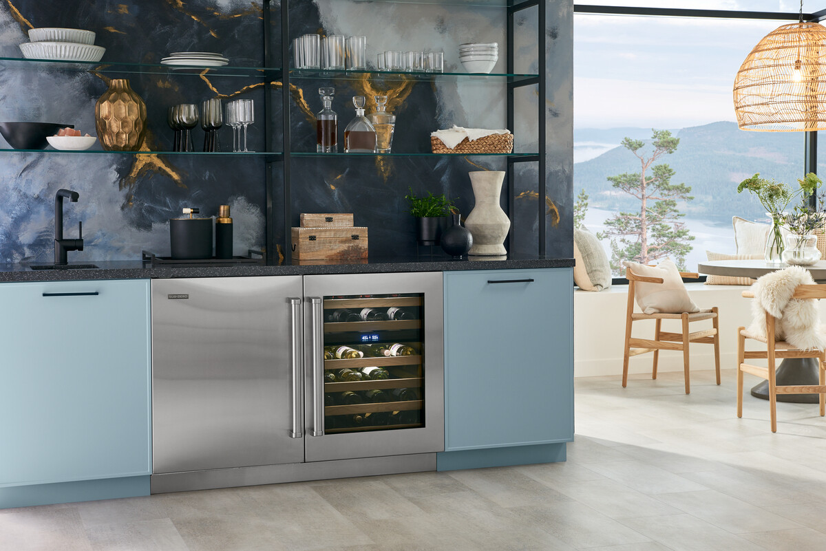 SubZero Designer Undercounter Fridge ICBDEU2450R